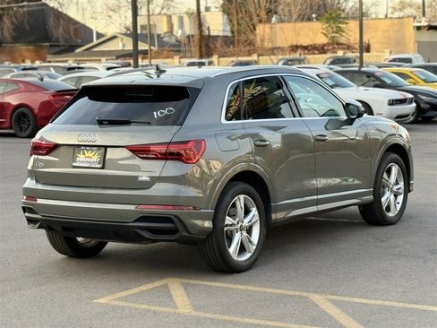 Used 2023 Audi Q3 2.0T Premium Plus w/ Premium Plus Package image 9