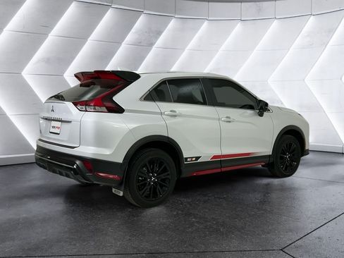 Used 2023 Mitsubishi Eclipse Cross LE AWD/4WD image 4