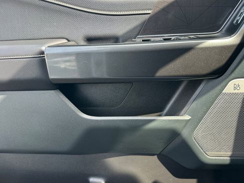 Used 2021 Ford F150 XLT w/ Equipment Group 302A High image 11