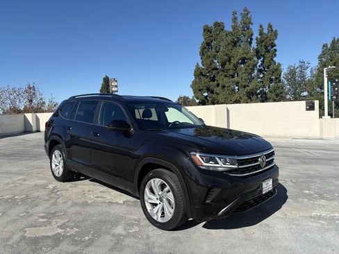 Used 2021 Volkswagen Atlas SE image 31