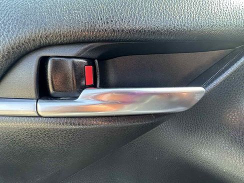 Used 2021 Toyota Camry SE FWD image 25