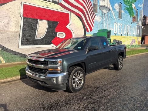 Used 2017 Chevrolet Silverado 1500 LT w/ All Star Edition AWD/4WD image 48