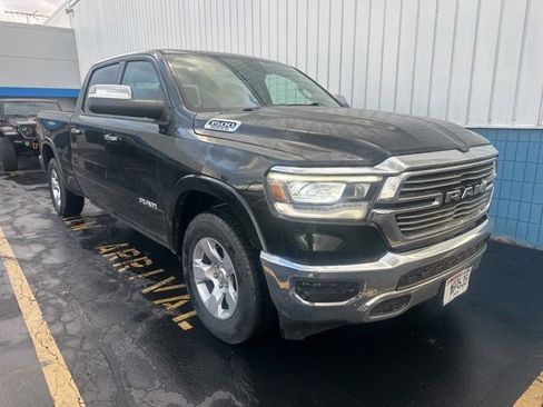 Used 2019 RAM 1500 Laramie AWD/4WD image 1