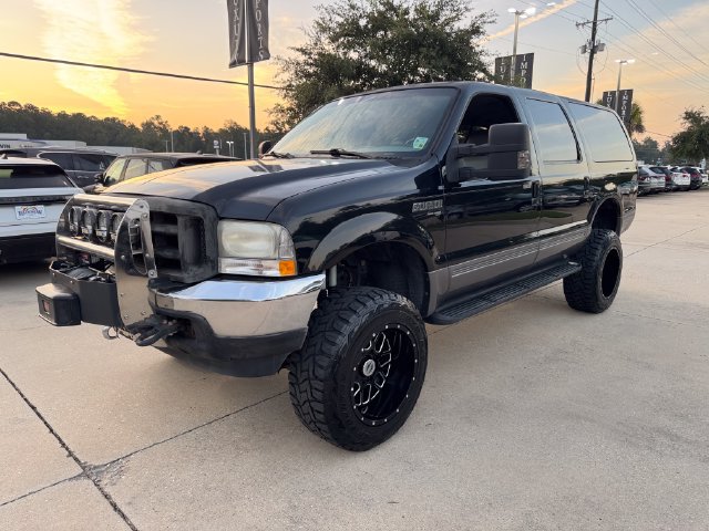 Used 2002 Ford Excursion XLT AWD/4WD image 3