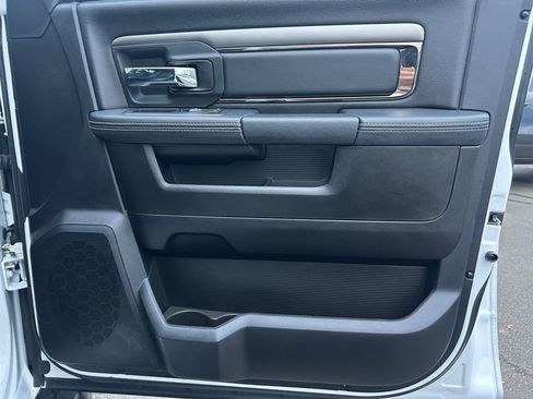 Used 2018 RAM 2500 Big Horn w/ Sport Appearance Group image 25