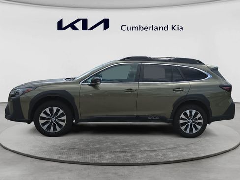 Used 2024 Subaru Outback Limited AWD/4WD image 2