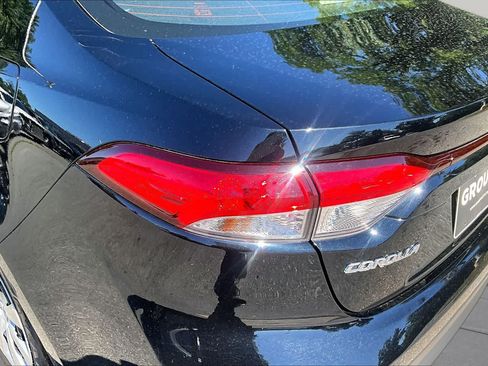 Used 2024 Toyota Corolla LE FWD image 56