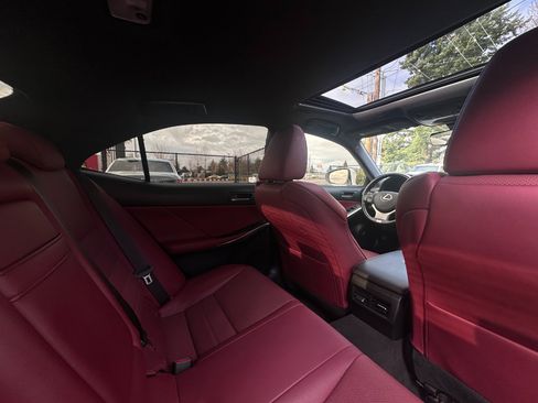 Used 2020 Lexus IS 350 F Sport image 12
