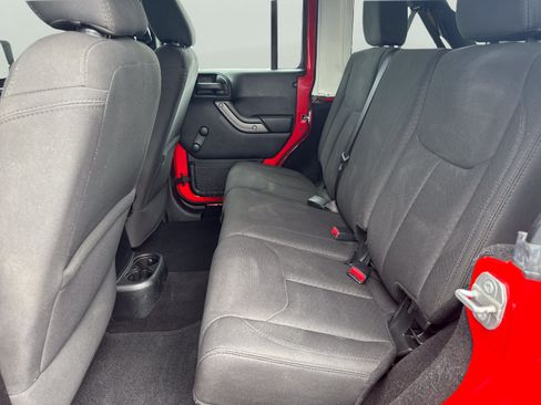 Used 2017 Jeep Wrangler Unlimited Sport w/ Connectivity Group AWD/4WD image 24