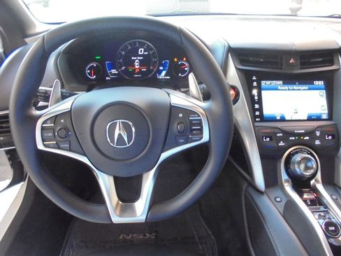 Used 2017 Acura NSX image 27