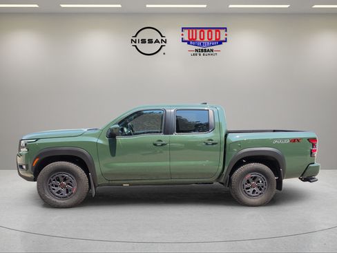 Used 2025 Nissan Frontier PRO-4X w/ Interior Protection Package AWD/4WD image 5