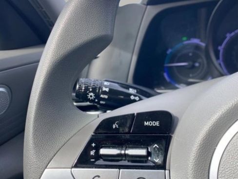 Used 2022 Hyundai Elantra Blue w/ Cargo Package image 19