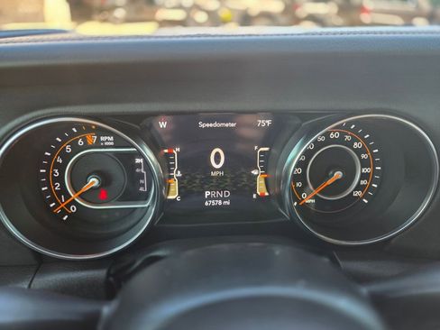 Used 2022 Jeep Gladiator Overland AWD/4WD image 20