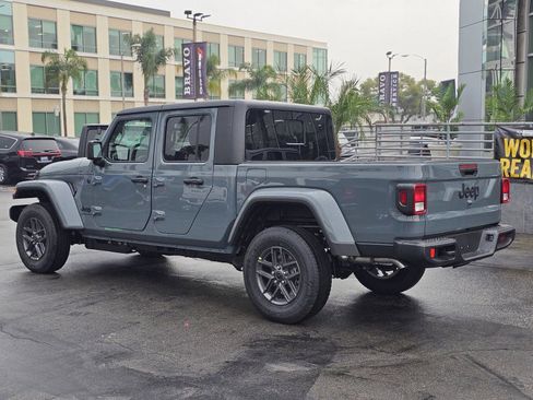 New 2026 Jeep Gladiator Sport image 4