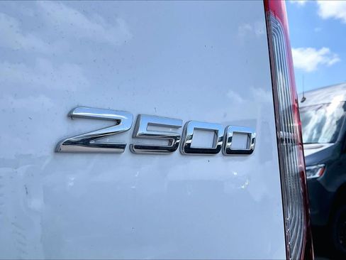 Used 2025 Mercedes-Benz Sprinter 2500 image 10