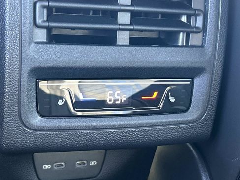 Certified 2025 Volkswagen Golf w/ Euro Style Package AWD/4WD image 19