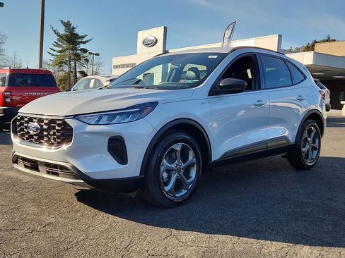 Used 2025 Ford Escape ST-Line w/ Tech Pack #1 image 3