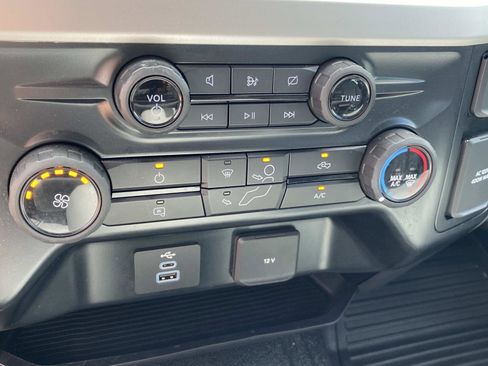 Used 2023 Ford F250 XL w/ XL Off-Road Package AWD/4WD image 24