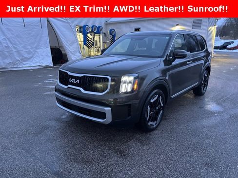Certified 2023 Kia Telluride EX w/ EX Captain's Chair Package image 1