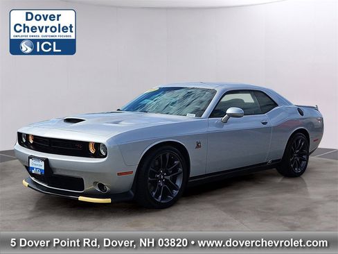 Used 2023 Dodge Challenger R/T Scat Pack image 1