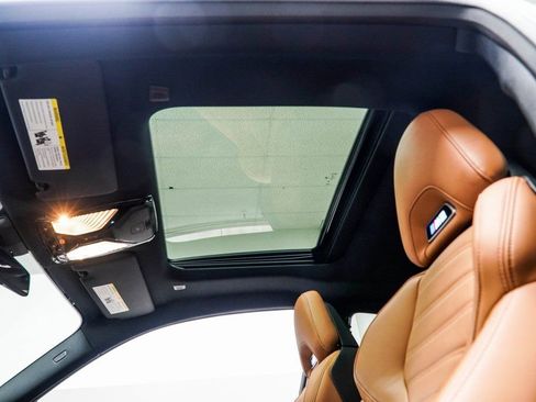 Used 2024 BMW M2 w/ Lighting Package image 46