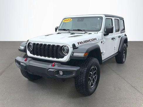 Used 2024 Jeep Wrangler Unlimited Rubicon AWD/4WD image 8