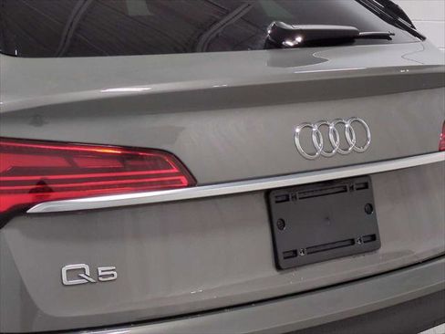 Used 2023 Audi Q5 2.0T Premium w/ Convenience Package AWD/4WD image 8