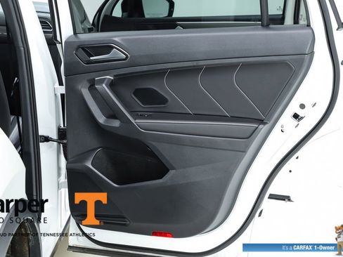 Used 2024 Volkswagen Tiguan SE R-Line FWD image 31