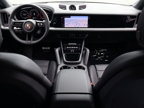 New 2026 Porsche Cayenne S AWD/4WD image 21