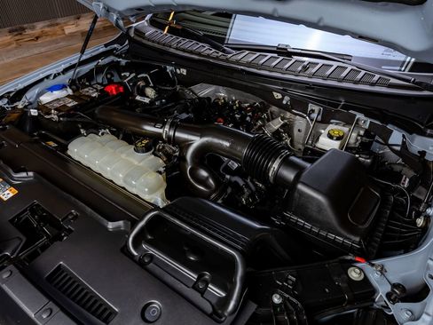 Used 2025 Lincoln Navigator L Reserve w/ Jet Appearance Package image 38