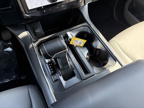 New 2025 Ford F150 Lightning Flash AWD/4WD image 18