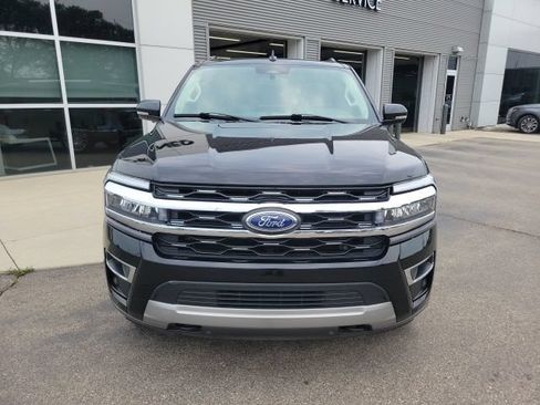 Used 2022 Ford Expedition Max Limited AWD/4WD image 11