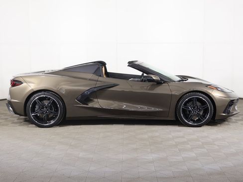 Used 2021 Chevrolet Corvette Stingray image 22