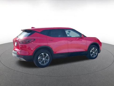 Used 2026 Chevrolet Blazer LT FWD image 13