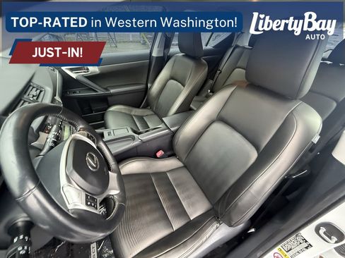 Used 2013 Lexus CT 200h image 9