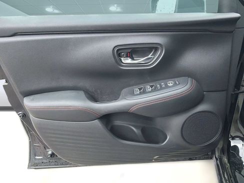 Used 2025 Honda HR-V Sport image 19