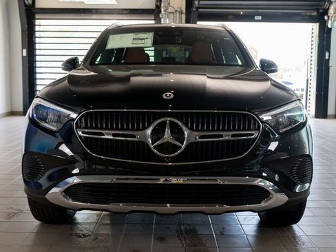 Certified 2025 Mercedes-Benz GLC 300 4MATIC image 2