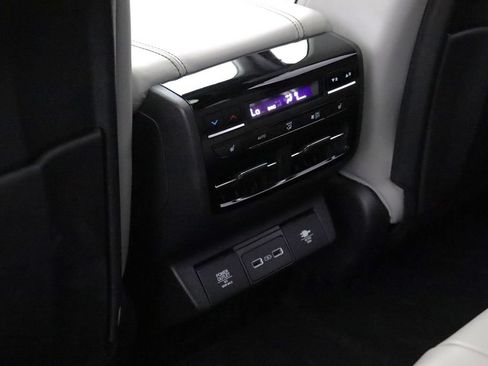 Certified 2024 Acura MDX SH-AWD w/ Advance Package image 11
