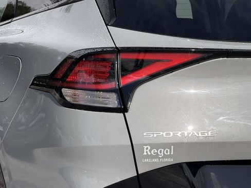 Certified 2024 Kia Sportage SX FWD image 7