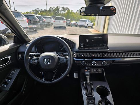 Used 2024 Honda Civic Sport image 9