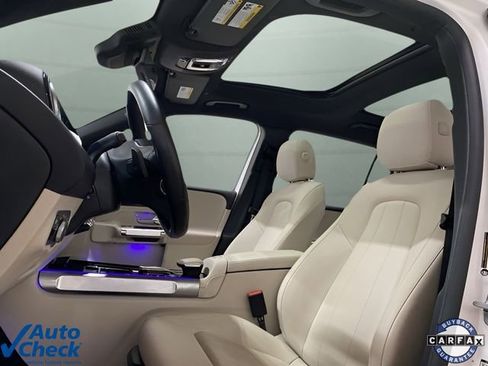 Used 2023 Mercedes-Benz EQB 300 4MATIC w/ Pinnacle Package image 21