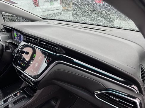 Used 2023 Chevrolet Bolt LT image 27