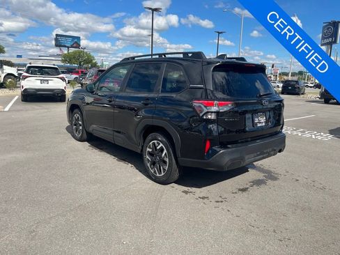 Used 2026 Subaru Forester Premium AWD/4WD image 6