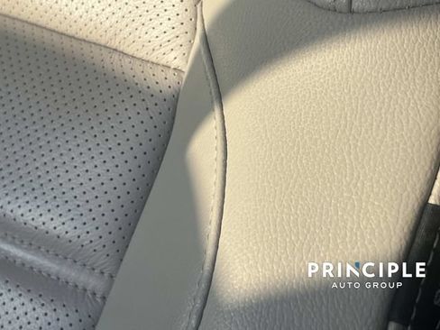 Used 2018 Honda CR-V EX-L image 17