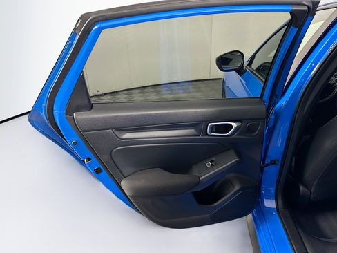 Used 2023 Honda Civic Sport image 23