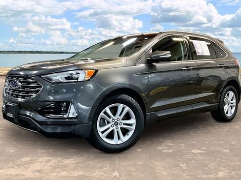 Used 2020 Ford Edge SEL image 3