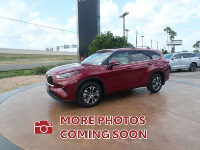 Used 2022 Toyota Highlander XLE