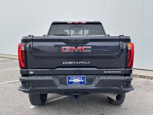 Used 2025 GMC Sierra 2500 Denali w/ Denali Reserve Package image 4