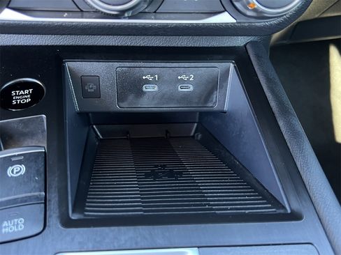 Certified 2025 Nissan Kicks SV w/ SV Premium Package image 17