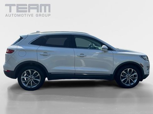 Used 2017 Lincoln MKC Select FWD image 8